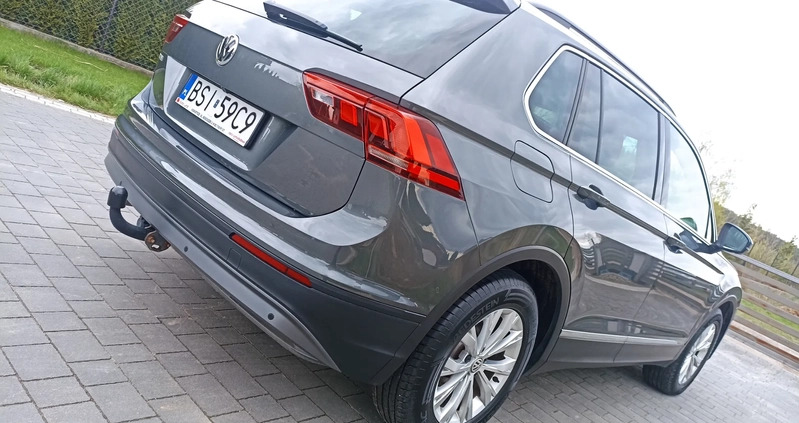 Volkswagen Tiguan cena 108999 przebieg: 128000, rok produkcji 2020 z Siemiatycze małe 742